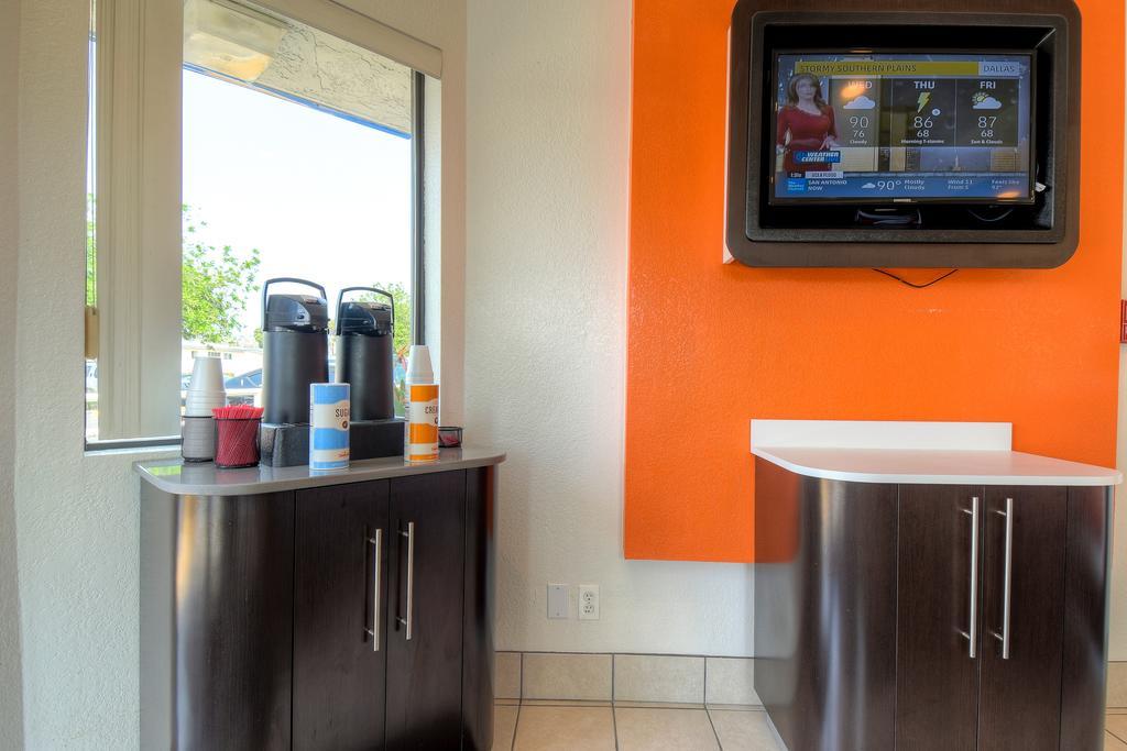 Hotel 6-el Cajon, Ca - San Diego 2*
